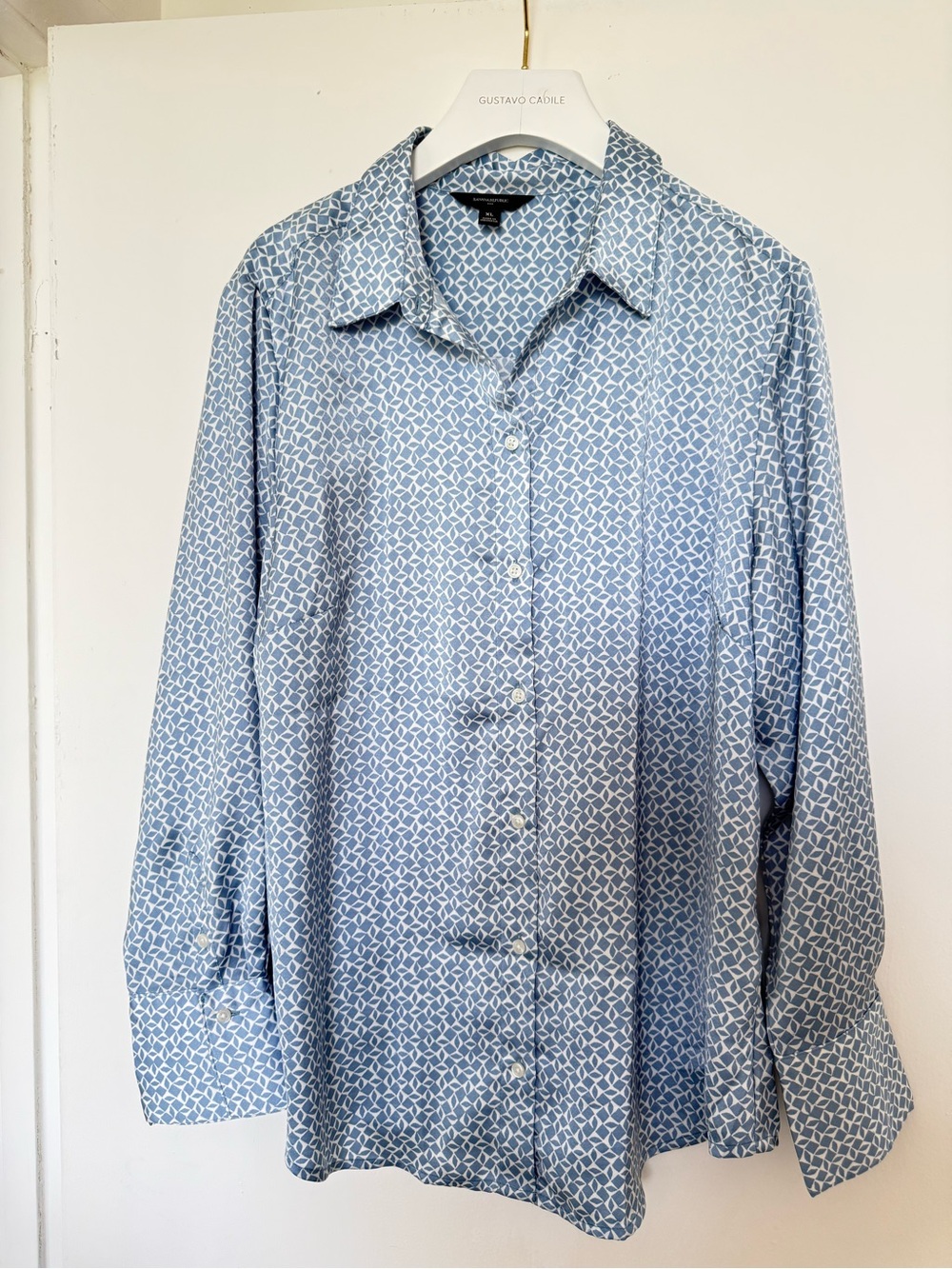 Banana Republic Factory Light Blue Geometric Button-Down Shirt